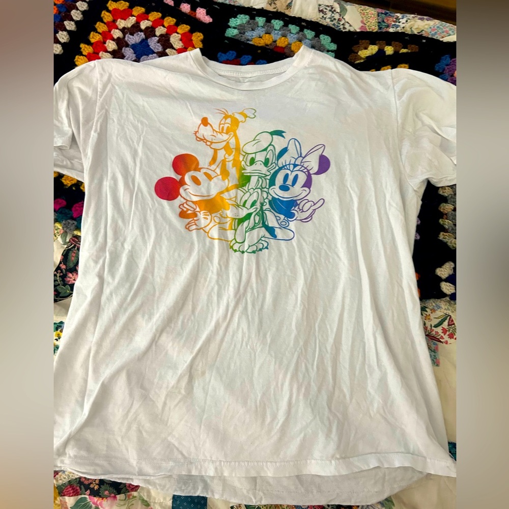 Disney Mickey and friends “think happy thoughts” XL